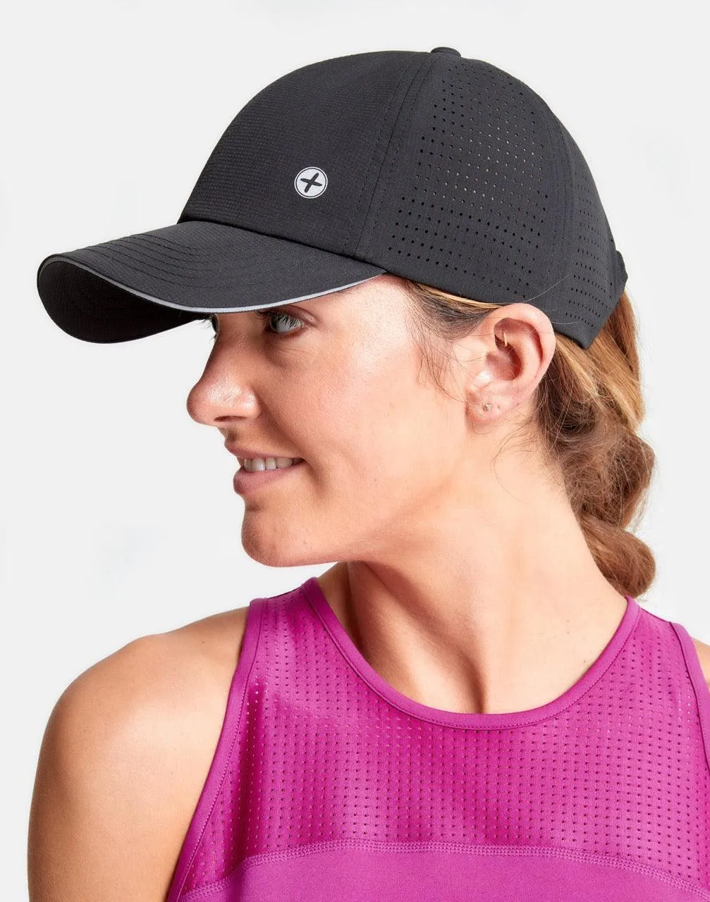 Mesh Rec Running Cap in Jet Black