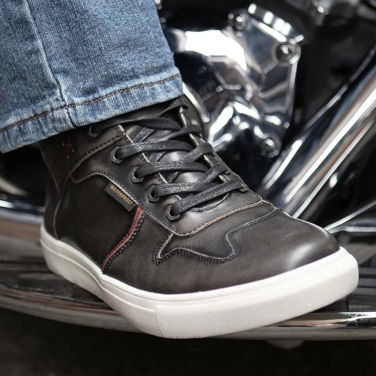 Milwaukee Leather MBM9152 Men's Black Leather High-Top Biker Riding